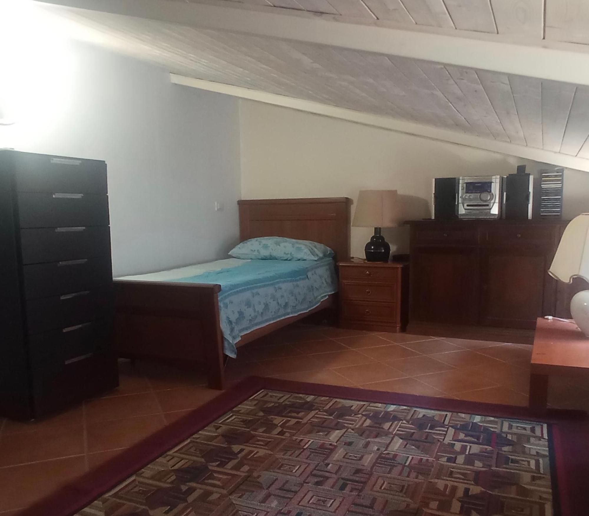 Appartamento Con Due Camere Da Letto Куарту-Сант'Элена Экстерьер фото
